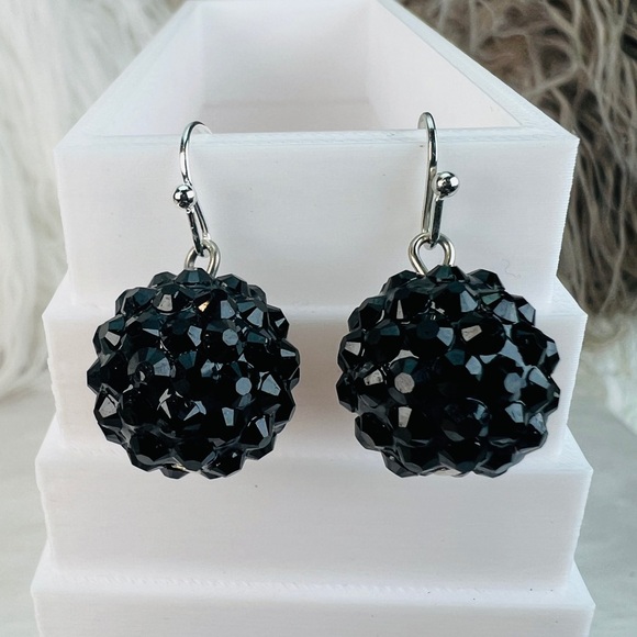 Silvertone and black reflective, lightweight ball bead pierced earrings - Picture 5 of 5